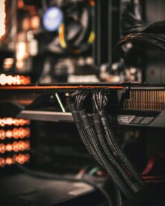 Una GPU con configurazione 8+8 Pin PCIe